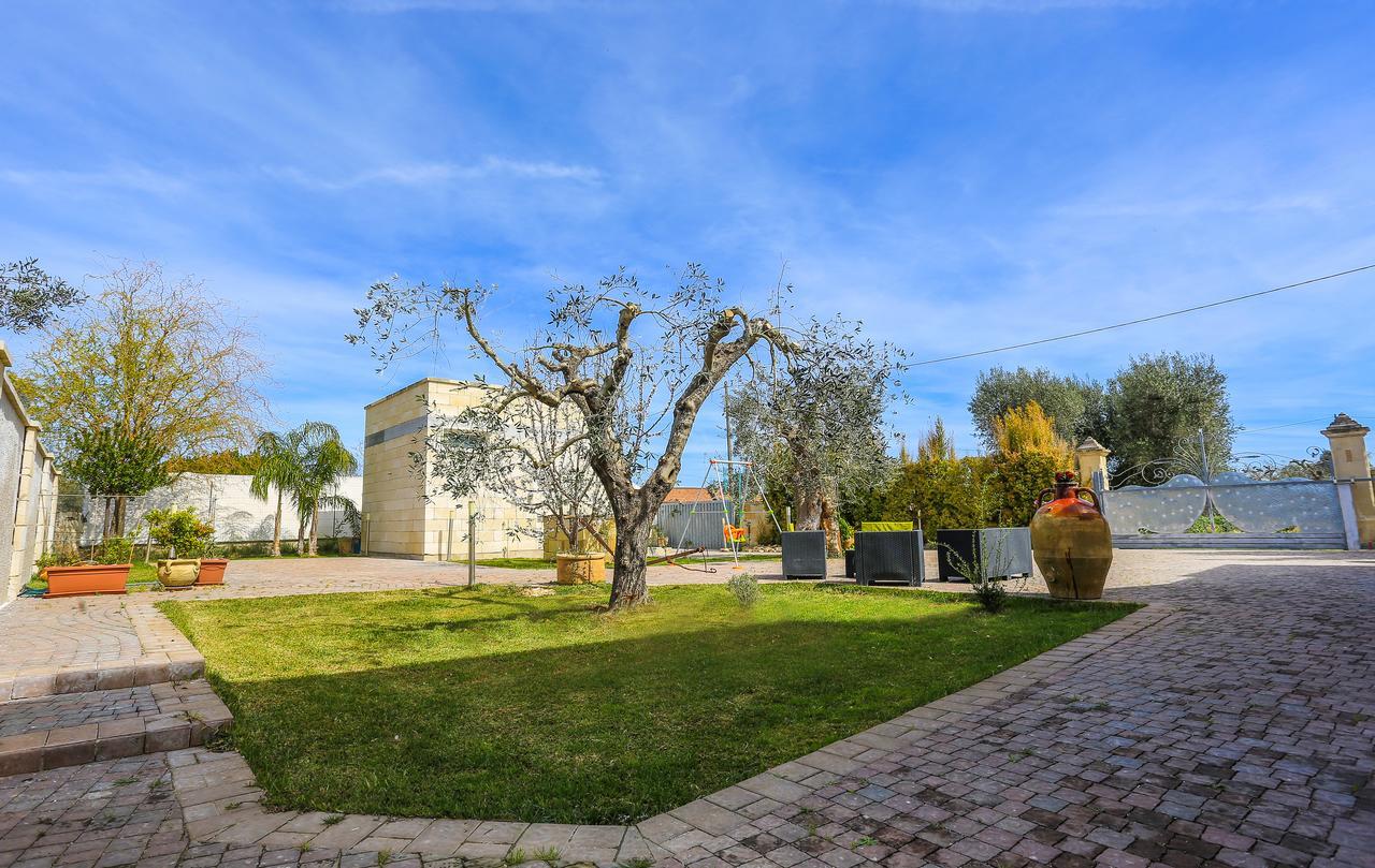 Prima Lux Daire Leverano Dış mekan fotoğraf